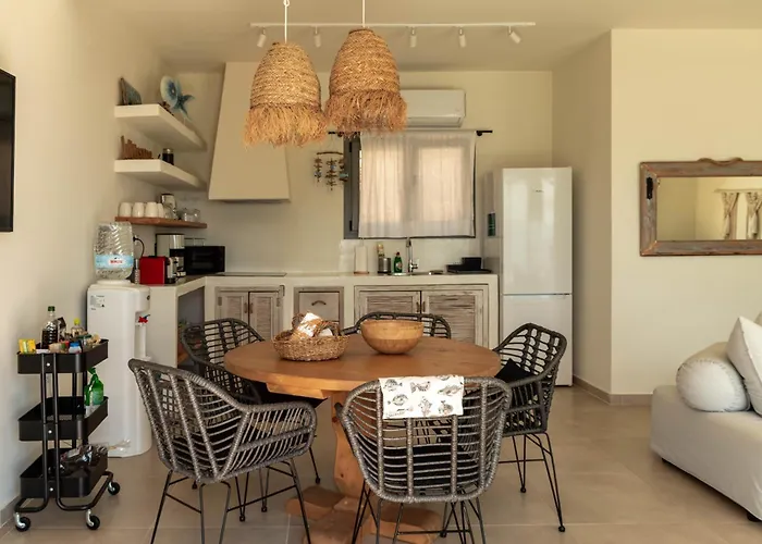 Deja Blue 1 * Agios Georgios (Antiparos)